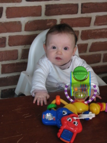 zOE_in_chair